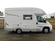 Auto-Sleepers Nuevo ES 4 BERTH PEUGEOT BOXER 2.2 HDI 120 CHASSIS 6