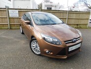 Ford Focus 1.0 Eco Boost ZETEC 5Dr 1