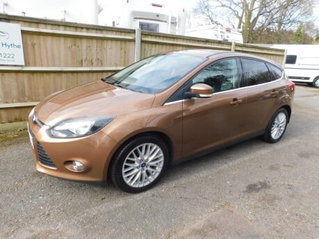 Ford Focus 1.0 Eco Boost ZETEC 5Dr 8