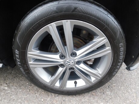 Volkswagen Polo R-LINE 1.0 TSI 5dr 13