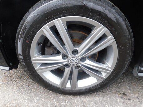 Volkswagen Polo R-LINE 1.0 TSI 5dr 10