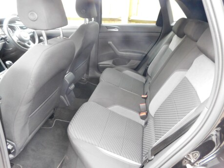 Volkswagen Polo R-LINE 1.0 TSI 5dr 22