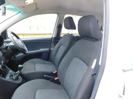 Hyundai i10 1.2 ACTIVE 5dr 13