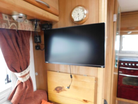 Autocruise Starfire EL 4 BERTH MOTORHOME PEUGEOT BOXER MWB 2.0 HDI CHASSIS 11