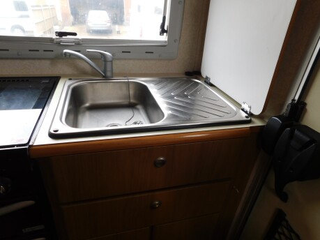 Autocruise Starfire EL 4 BERTH MOTORHOME PEUGEOT BOXER MWB 2.0 HDI CHASSIS 13