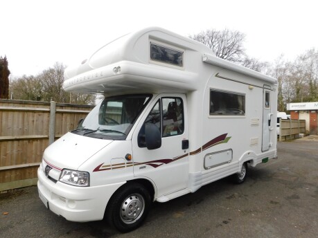 Autocruise Starfire EL 4 BERTH MOTORHOME PEUGEOT BOXER MWB 2.0 HDI CHASSIS 1
