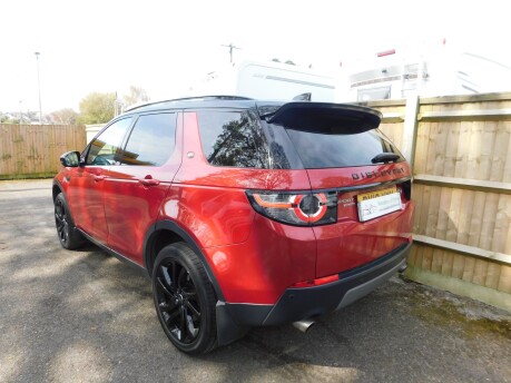 Land Rover Discovery Sport 2.0 SD4 HSE BLACK 5 Dr 6