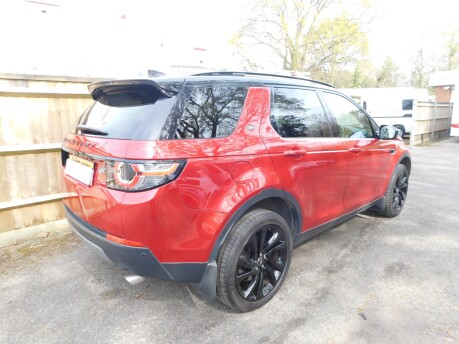 Land Rover Discovery Sport 2.0 SD4 HSE BLACK 5 Dr 4