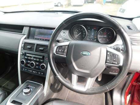 Land Rover Discovery Sport 2.0 SD4 HSE BLACK 5 Dr 11