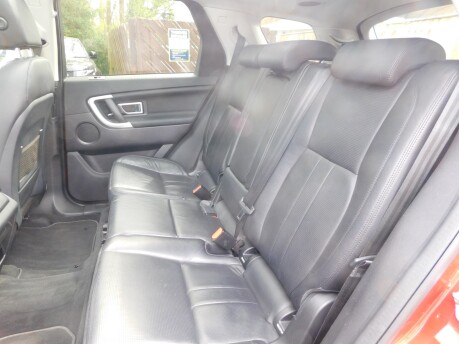 Land Rover Discovery Sport 2.0 SD4 HSE BLACK 5 Dr 21