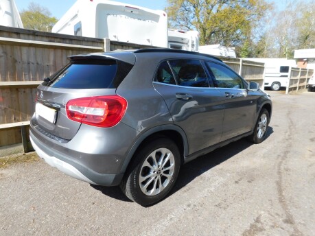 Mercedes-Benz GLA Class GLA 200 1.6 SE EXECUTIVE 5dr 4