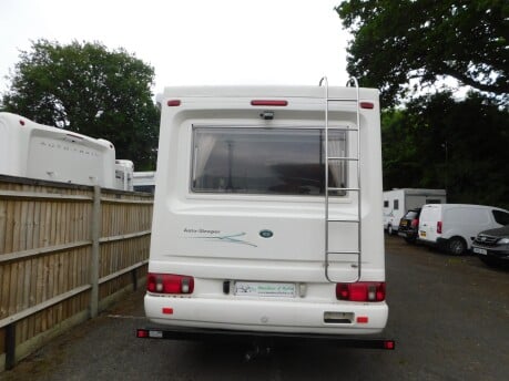 Auto-Sleepers Rienza 4 Berth 2.4D AUTOMATIC Ford Chassis 4