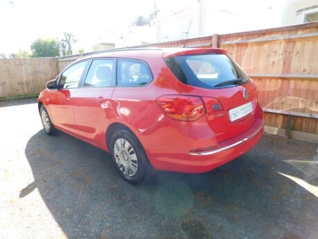 Vauxhall Astra 1.6 EXCLUSIV CDTI ECOFLEX S/S 5 Dr Estate 6