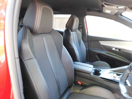 Peugeot 3008 1.6 S/S GT PHEV 5Dr 17