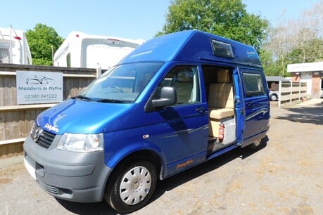 Devon Sundowner Camper Van 2 Berth Volkswagen Transporter 2.5TDi LWB