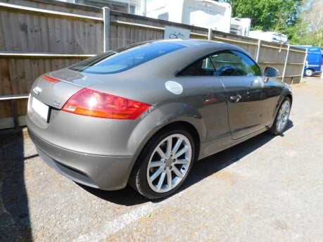 Audi TT 2.0 TDI 170 QUATTRO SPORT COUPE 4
