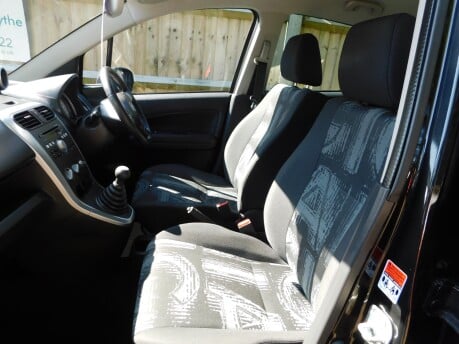 Vauxhall Agila 1.2 SE 5dr 12