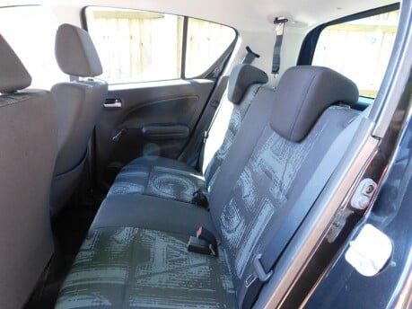 Vauxhall Agila 1.2 SE 5dr 14