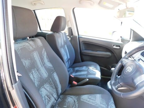 Vauxhall Agila 1.2 SE 5dr 11