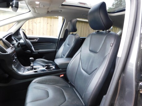 Ford S-Max TITANIUM 2.0 TDCI 7 SEAT 5dr 19