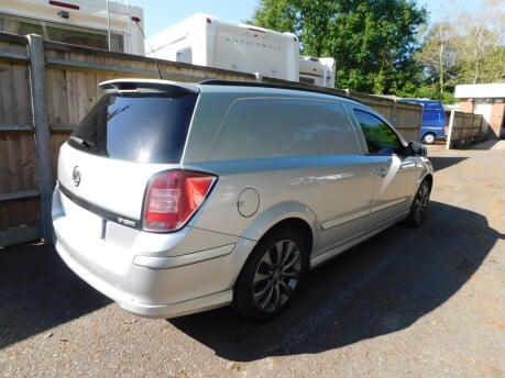 Vauxhall Astra VAN SPORTIVE 1.7 CDTI 4