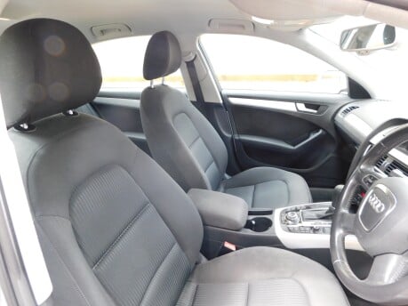Audi A4 2.0 TDI SE MULTITRONIC AUTOMATIC 4dr 13
