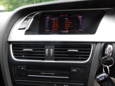 Audi A4 2.0 TDI SE MULTITRONIC AUTOMATIC 4dr 11