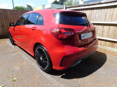 Mercedes-Benz A Class A 180 AMG LINE PREMIUM 5 Dr 6