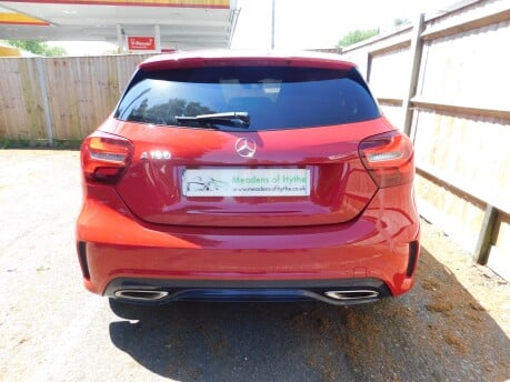 Mercedes-Benz A Class A 180 AMG LINE PREMIUM 5 Dr 5