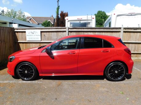 Mercedes-Benz A Class A 180 AMG LINE PREMIUM 5 Dr 7