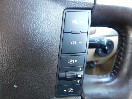 Volkswagen Touareg 2.5 TDi SE 174 5dr 13