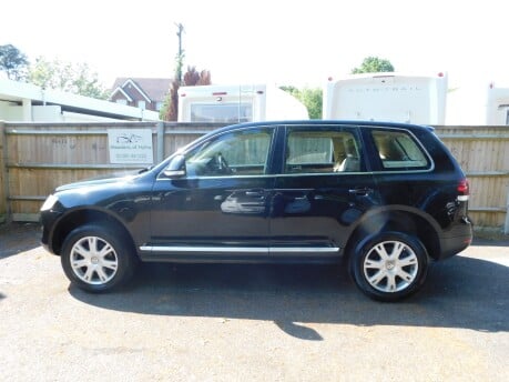 Volkswagen Touareg 2.5 TDi SE 174 5dr 7
