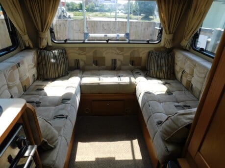 Elddis Sunseeker 145 4 BERTH MOTORHOME 18