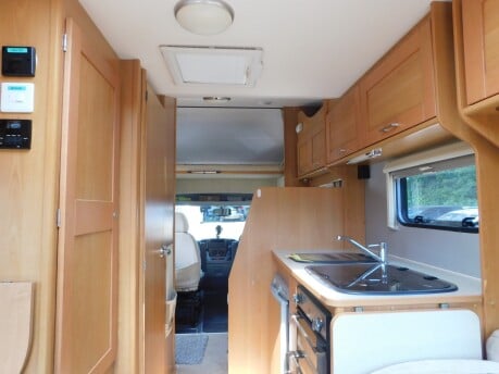 Elddis Sunseeker 145 4 BERTH MOTORHOME 17