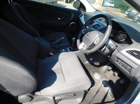 Renault Megane DYNAMIQUE TOMTOM 1.4 TCE Coupe 14