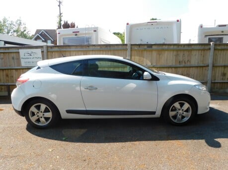 Renault Megane DYNAMIQUE TOMTOM 1.4 TCE Coupe 3