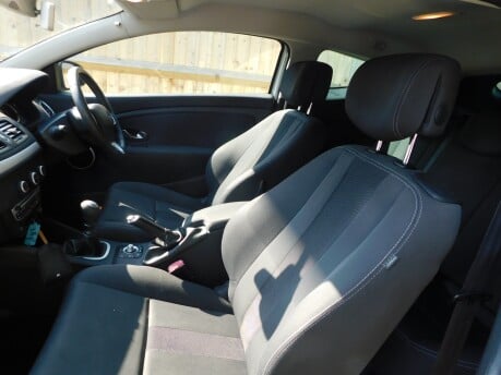 Renault Megane DYNAMIQUE TOMTOM 1.4 TCE Coupe 16