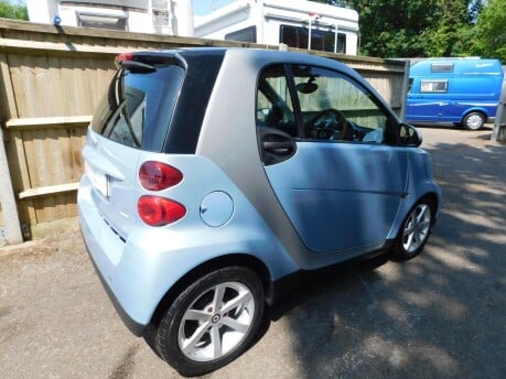 Smart Fortwo Coupe PASSION Limited Two Automatic Coupe 4