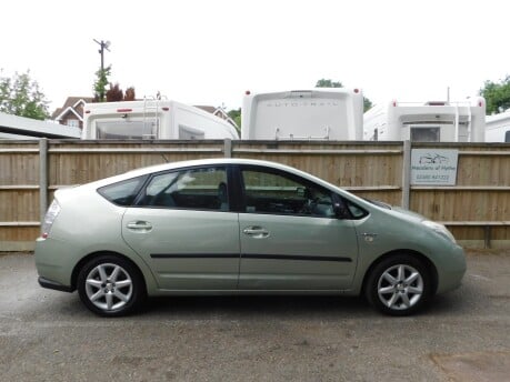 Toyota Prius T SPIRIT 1.5 VVT-I HYBRID AUTOMATIC 5dr 6