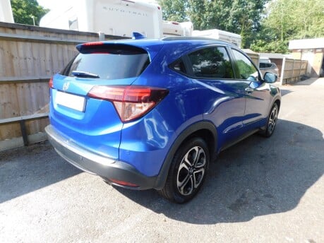 Honda HR-V 1.5 I-VTEC EX 5dr 4