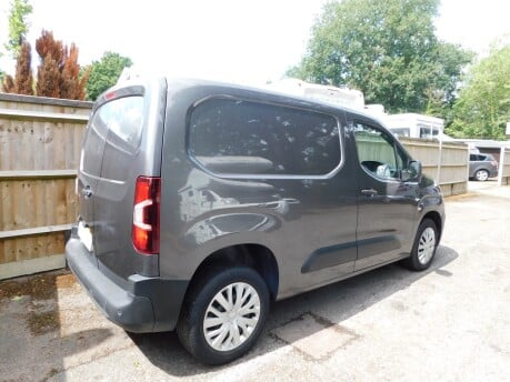 Peugeot Partner 1.5 BLUEHDI PROFESSIONAL PREMIUM L1 4