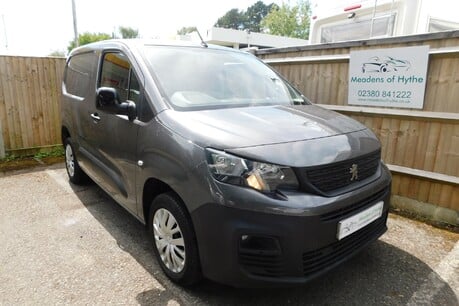Peugeot Partner 1.5 BLUEHDI PROFESSIONAL PREMIUM L1 