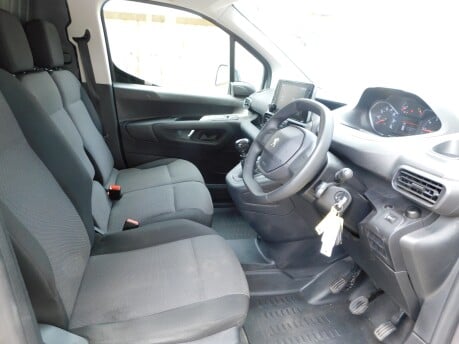 Peugeot Partner 1.5 BLUEHDI PROFESSIONAL PREMIUM L1 14