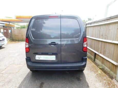 Peugeot Partner 1.5 BLUEHDI PROFESSIONAL PREMIUM L1 5