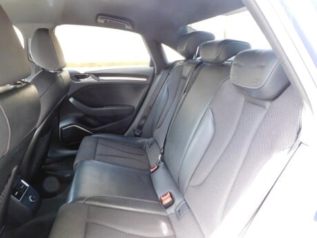 Audi A3 2.0 TDI S LINE 150 4dr 18