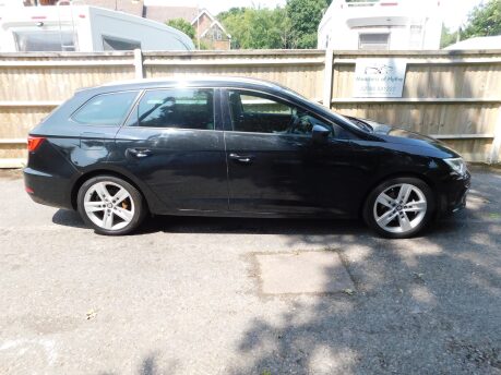 SEAT Leon 1.5 TSI EVO FR SPORT TOURER 5DR 3