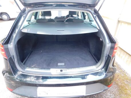 SEAT Leon 1.5 TSI EVO FR SPORT TOURER 5DR 21