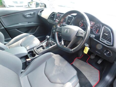 SEAT Leon 1.5 TSI EVO FR SPORT TOURER 5DR 17