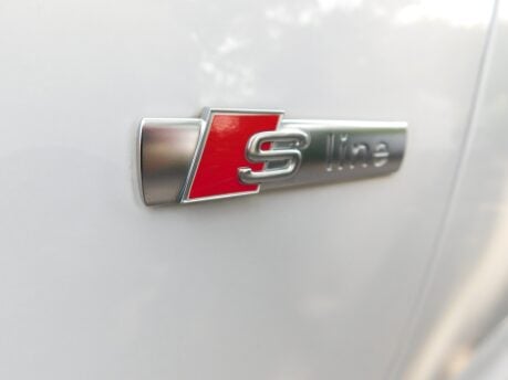 Audi Q3 1.4 TFSI S LINE EDITION 5 Dr 10