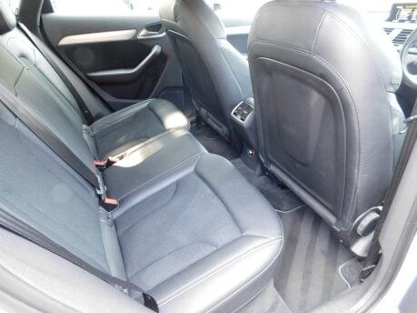 Audi Q3 1.4 TFSI S LINE EDITION 5 Dr 22
